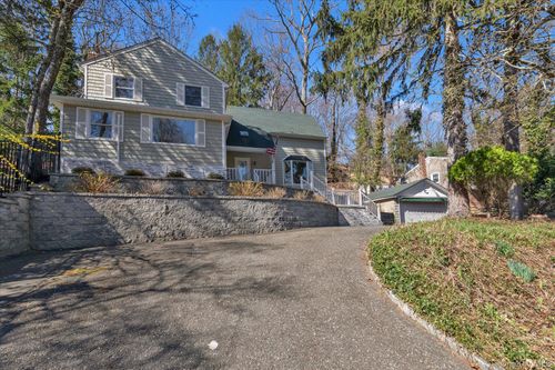 147 Waterside Ave, Northport, NY, 11768-2154 | Card Image