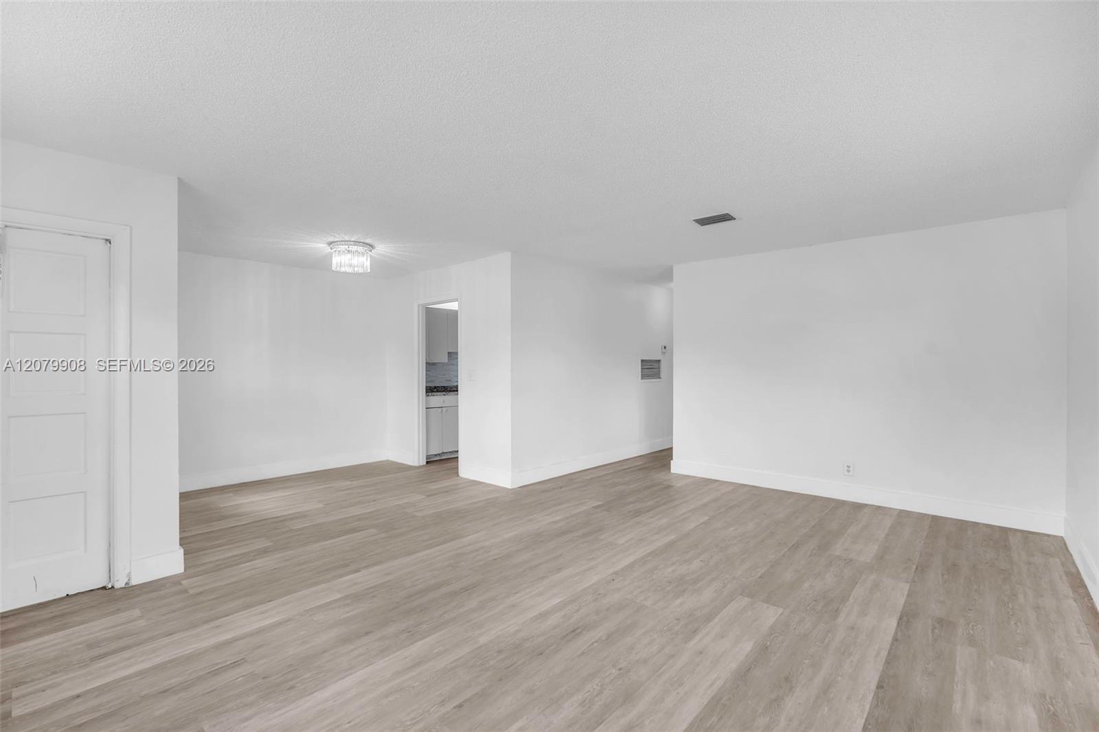 Residential Lease in North Lauderdale 3
