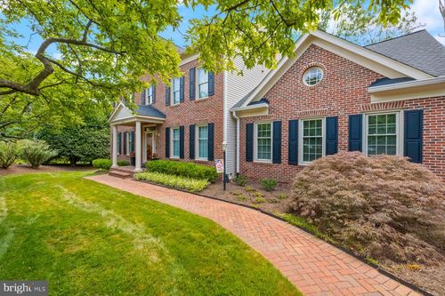 7004 Cashell Manor Ct, ROCKVILLE, MD, 20855-1201 | Card Image