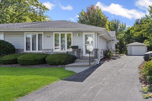 15311 Creekside Dr, Oak Forest, IL, 60452-2208 | Card Image