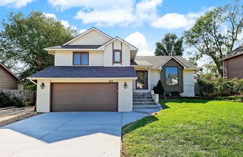 225 E Buckthorn Rd, Derby, KS, 67037-3842 | Card Image