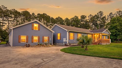 9166 Jefferies Hwy, Walterboro, SC, 29488-7757 | Card Image