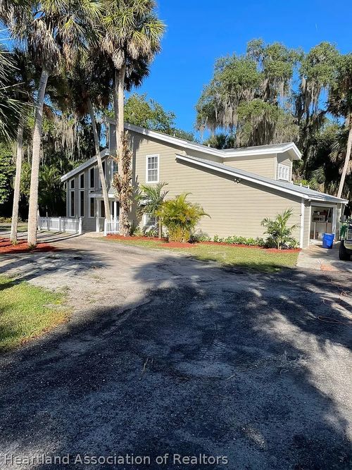 2306 Canoe Creek Ln, Fort Pierce, FL, 34981-4939 | Card Image