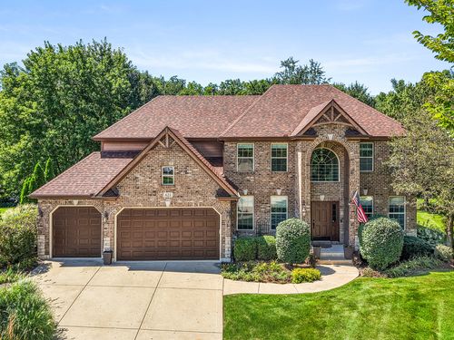 621 Sheffield Cir, Sugar Grove, IL, 60554-9371 | Card Image