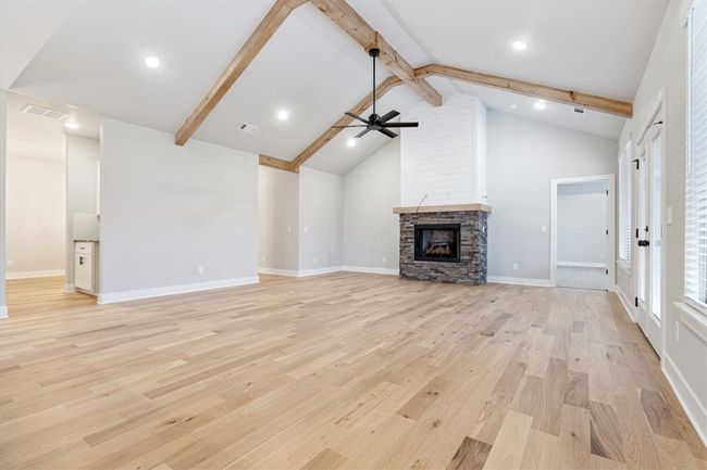 445 Treviso St, House other with 4 bedrooms, 3 bathrooms and null parking in Tontitown AR | Image 4