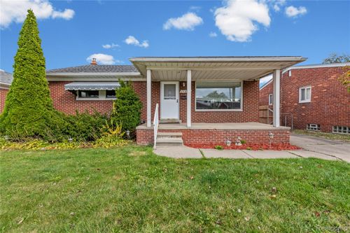 24894 Johnston Ave, Eastpointe, MI, 48021-1428 | Card Image