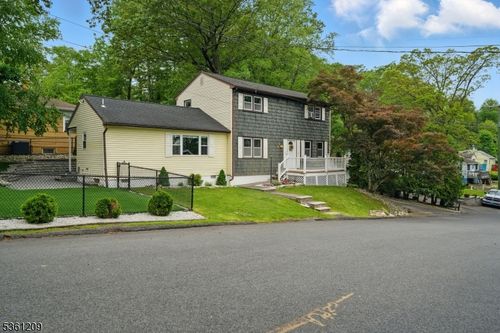 52 Condict Rd, Landing, NJ, 07850-1643 | Card Image