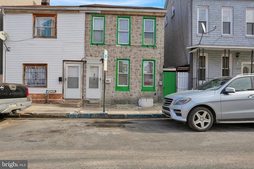 405 Church St, READING, PA, 19601-3019 | Card Image