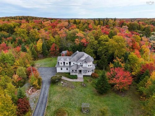 43 Glen Torridon Crt, Hammonds Plains, NS, B4B1W3 | Card Image