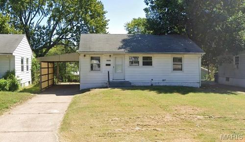 10320 Renfrew Dr, Saint Louis, MO, 63137-3925 | Card Image