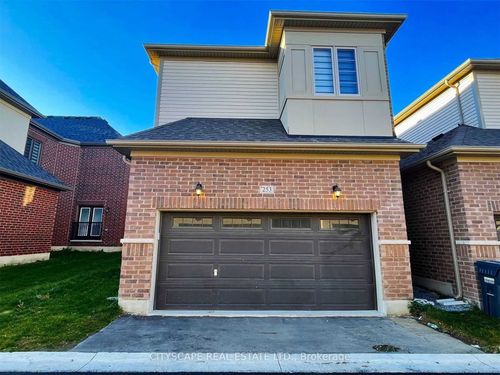 253 Clockwork Dr, Brampton, ON, L7A5C7 | Card Image