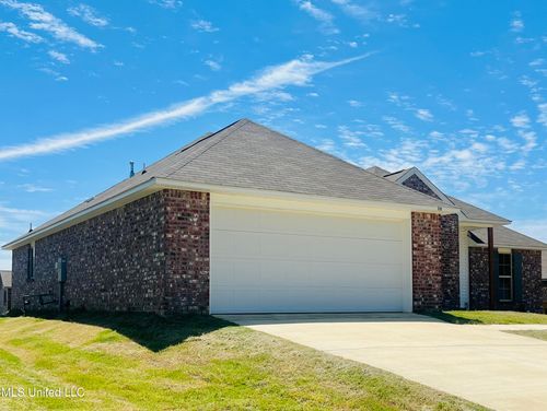 536 Fairway Ave, Byram, MS, 39272-5530 | Card Image