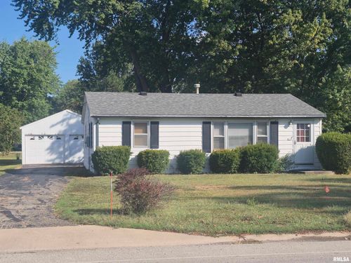 413 E Washington St, Ashland, IL, 62612-8153 | Card Image