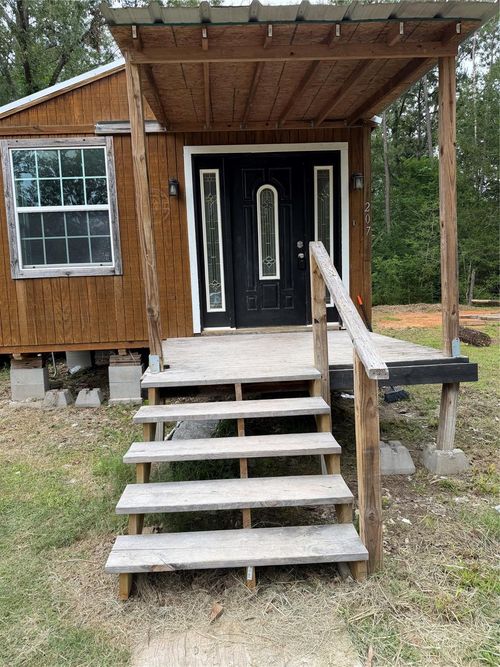 207 Robbie Rd, Livingston, TX, 77351-3375 | Card Image