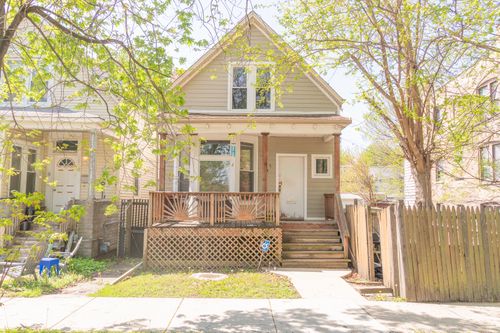 2920 N Richmond Street, Chicago, IL, 60618 | Card Image