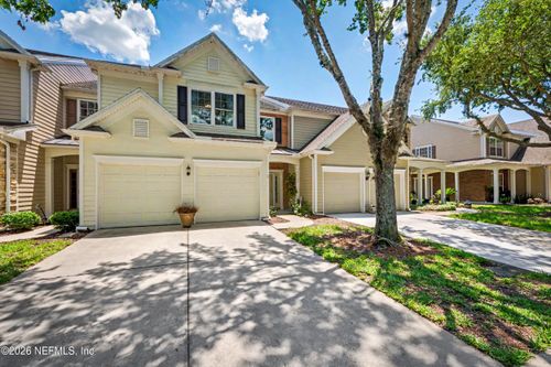 11131 Castlemain Cir S, Jacksonville, FL, 32256-4826 | Card Image
