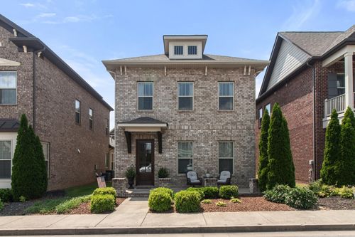 151 Benjamin Ln, Hendersonville, TN, 37075-2984 | Card Image