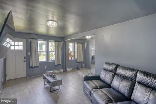 1314 Cypress Ave, WILMINGTON, DE, 19805-5031 | Card Image