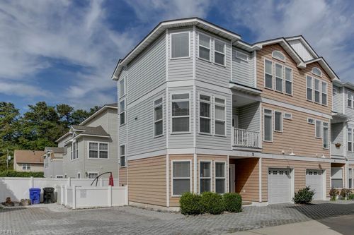 b-4815 Lake Dr, Virginia Beach, VA, 23455-1325 | Card Image