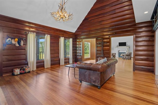 656 Vineyard View Trail, House other with 3 bedrooms, 3 bathrooms and null parking in Grapeland TX | Image 9