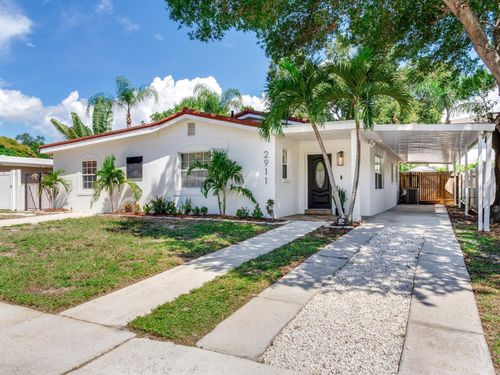 2911 W Winthrop Rd, Tampa, FL, 33611-4040 | Card Image