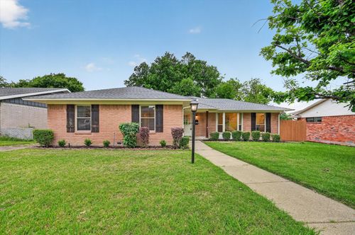 604 Cliffside Dr, Richardson, TX, 75080-6916 | Card Image