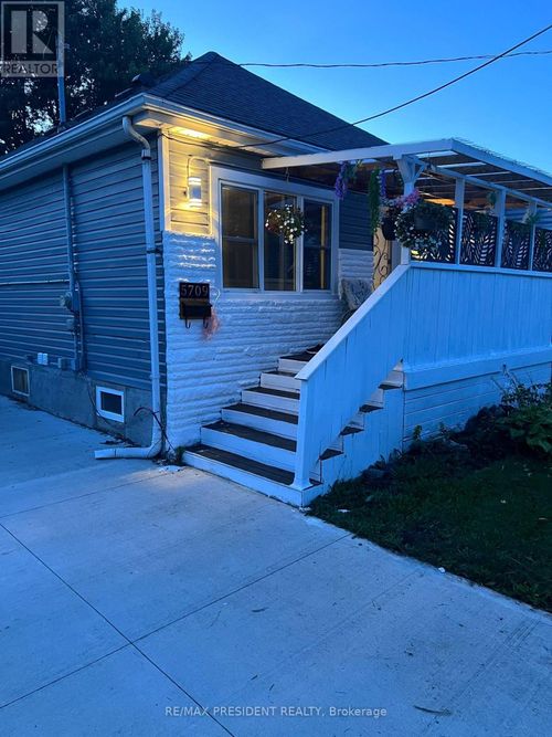 5709 Temperance Ave, Niagara Falls, ON, L2G4A6 | Card Image