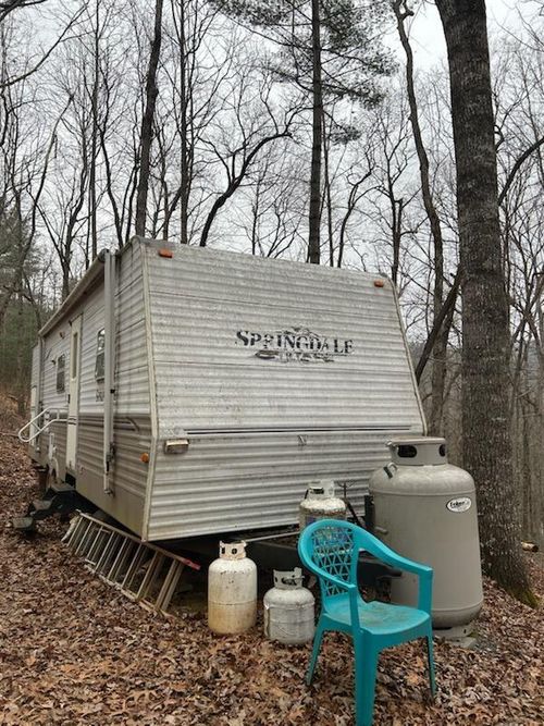 960 Happy Holw, Hiawassee, GA, 30546-3508 | Card Image