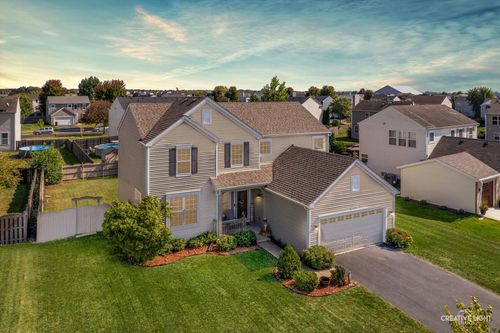 4522 Gardiner Ave, Yorkville, IL, 60560-6022 | Card Image