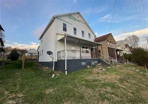 415 1st St, Vestaburg, PA, 15368-1007 | Card Image