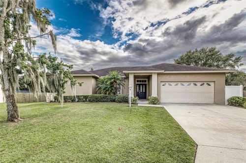 672 Jessanda Cir, LAKELAND, FL, 33813-2681 | Card Image