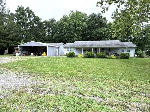 12196 N 900th Street, Effingham, IL, 62401 | Card Image