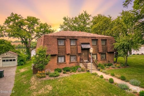 31 Riverside Ave, Rensselaer, NY, 12144-2951 | Card Image