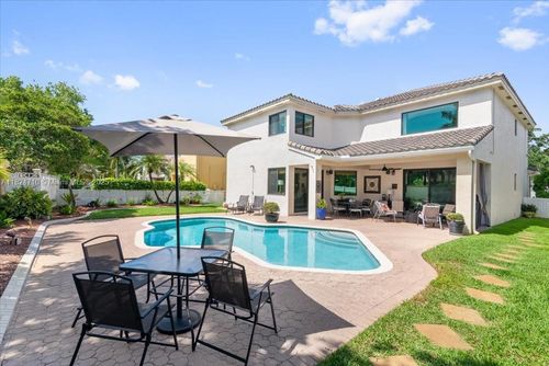 1273 Sw 161st Ave, Pembroke Pines, FL, 33027-5137 | Card Image