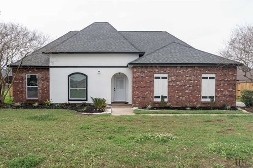 6291 Pelican Crossing Dr, Gonzales, LA, 70737-8558 | Card Image