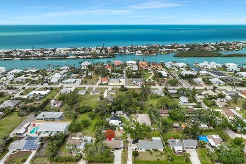 417 Shore Rd, NOKOMIS, FL, 34275-1960 | Card Image