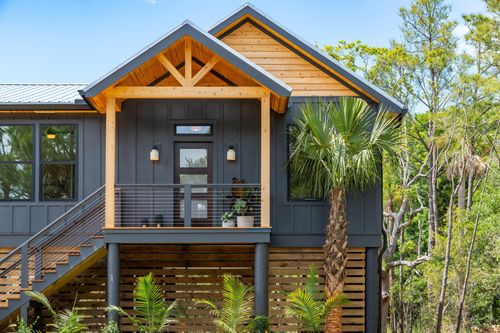 1014 E Erie Ave, Folly Beach, SC, 29439 | Card Image