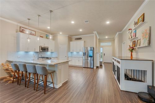 6319 Spartan Dr, College Station, TX, 77845-7066 | Card Image