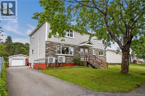 366 - 368 Beaconsfield Cres, Home with 7 bedrooms, 3 bathrooms and null parking in Saint John NB | Card Image