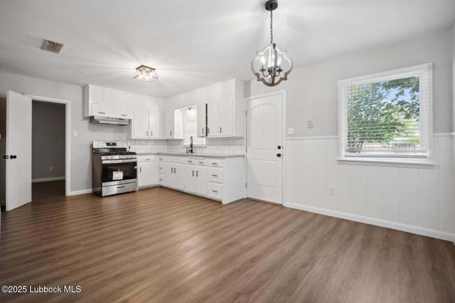 2004 45 Th St, House other with 3 bedrooms, 1 bathrooms and null parking in Lubbock TX | Image 7