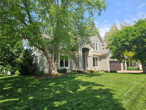 17504 84th St, Lenexa, KS, 66219-8060 | Card Image