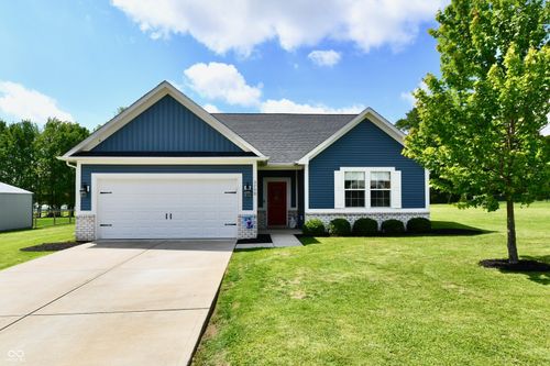 3750 E Waterford Ct, Cloverdale, IN, 46120-8202 | Card Image