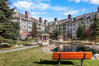 2345 - 151 Country Village Rd Ne, Condo with 1 bedrooms, 1 bathrooms and 1 parking in Calgary AB | Image 1