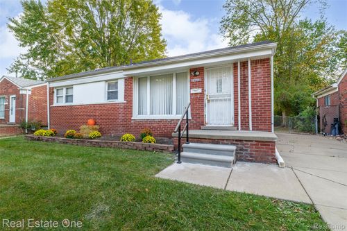 29643 Steinhauer St, Inkster, MI, 48141-3419 | Card Image