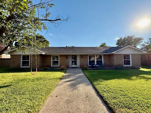 3207 Marmon Dr, Midland, TX, 79705-4822 | Card Image