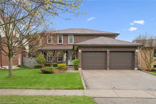 42 Trailview Drive, Kitchener, ON, N2N1V9 | Card Image