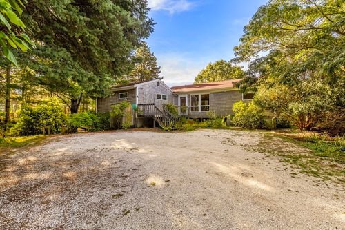 225 Coles Neck Rd, Wellfleet, MA, 02667-7024 | Card Image