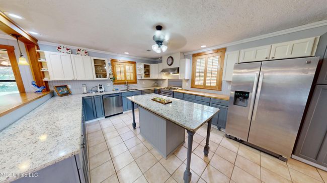 Kitchen | Image 32