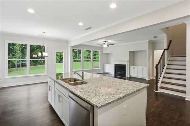 5817 Creek Indian Dr, House other with 5 bedrooms, 3 bathrooms and null parking in Buford GA | Image 6