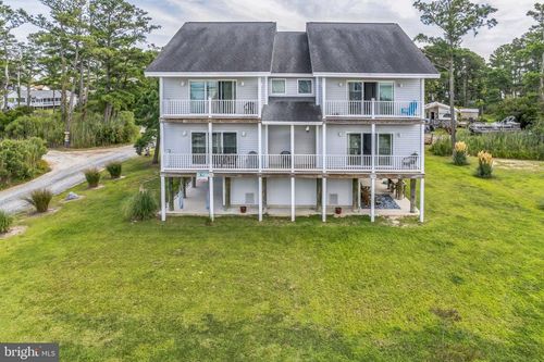 7516 Doe Bay Ln, CHINCOTEAGUE ISLAND, VA, 23336-1422 | Card Image